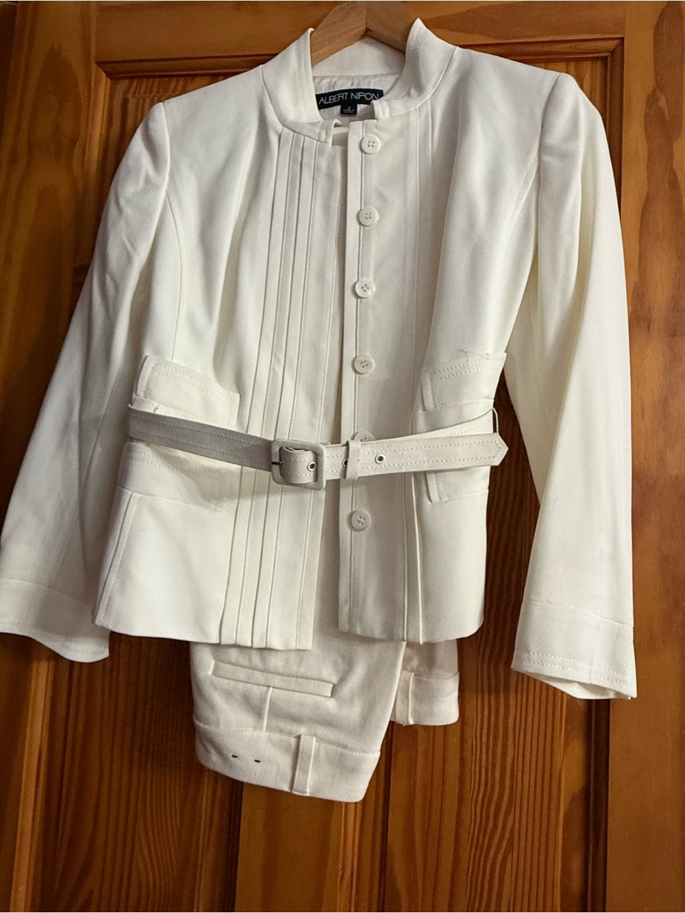 Albert Nipon Women's White Tailored Jacket with Belt